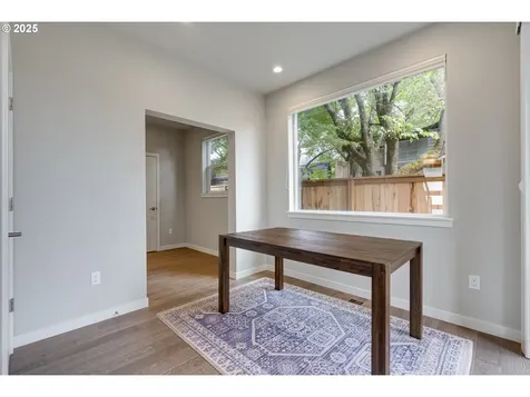 7615 N Delaware Avenue Portland OR 97217