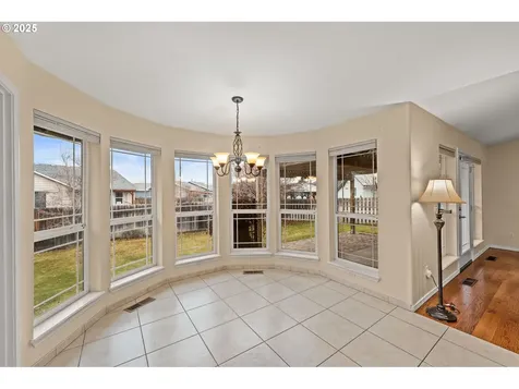 620 NW 22nd Street Redmond OR 97756