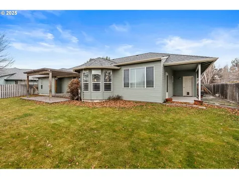 620 NW 22nd Street Redmond OR 97756
