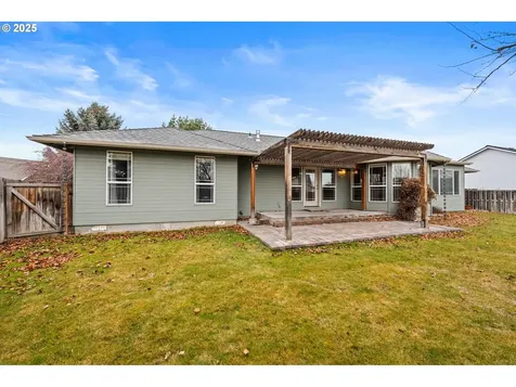 620 NW 22nd Street Redmond OR 97756