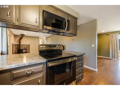 259 N Center Street Sublimity OR 97385