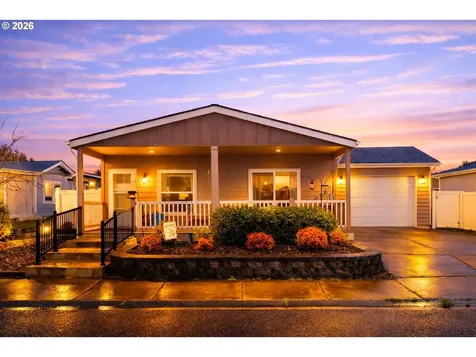 721 Oriental Court Molalla OR 97038