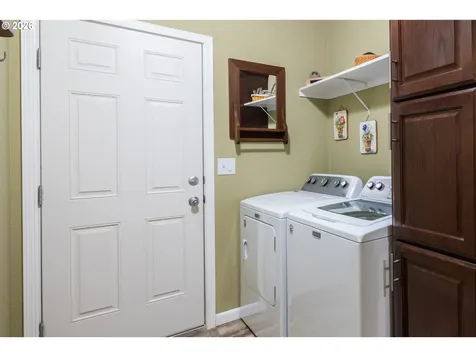 721 Oriental Court Molalla OR 97038