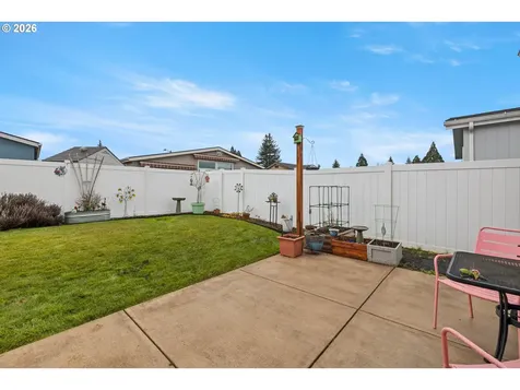 721 Oriental Court Molalla OR 97038