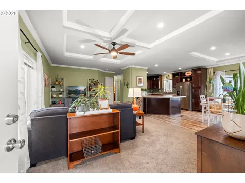 721 Oriental Court Molalla OR 97038