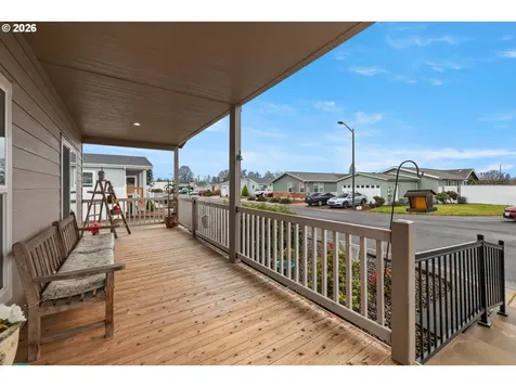 721 Oriental Court Molalla OR 97038