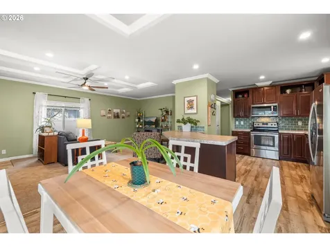 721 Oriental Court Molalla OR 97038