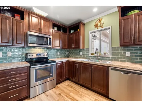 721 Oriental Court Molalla OR 97038