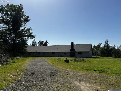 38520/38524 Highway 226 Scio OR 97374
