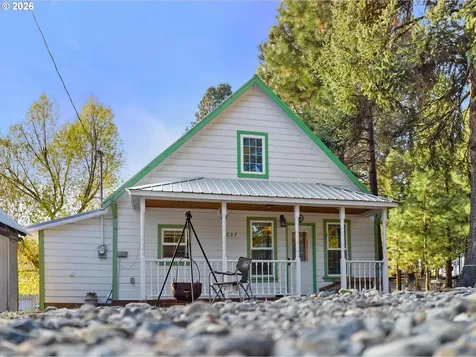 237 Bonanza Street Sumpter OR 97877