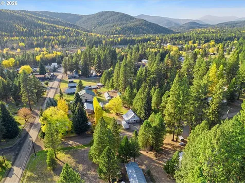 237 Bonanza Street Sumpter OR 97877