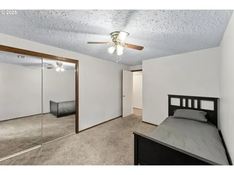14406 NE Piper Road Vancouver WA 98684