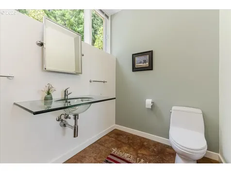 13440 SW Mccabe Chapel Road Mcminnville OR 97128