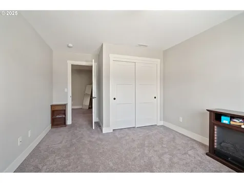 12009 NE 108th Street Vancouver WA 98662