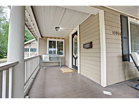 10904 NE Shaver Street Portland OR 97220