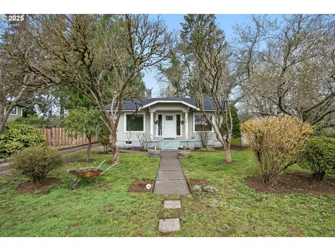 1323 D Street Washougal WA 98671