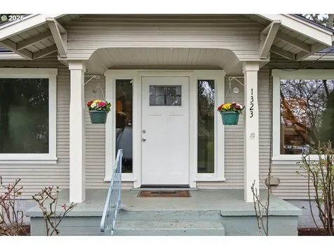 1323 D Street Washougal WA 98671