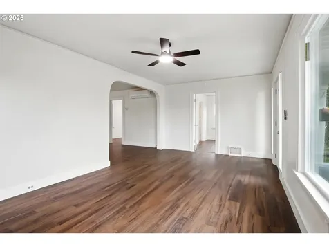 1323 D Street Washougal WA 98671