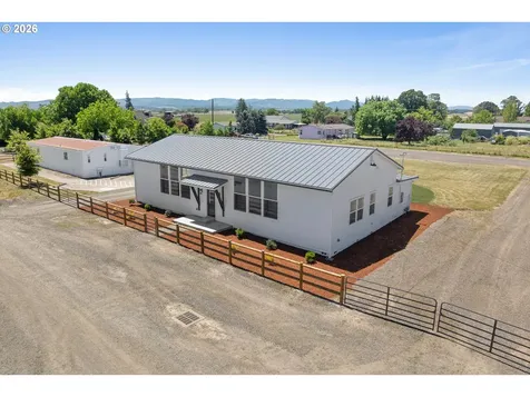 9015 Community Club Road Amity OR 97101