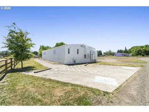 9015 Community Club Road Amity OR 97101