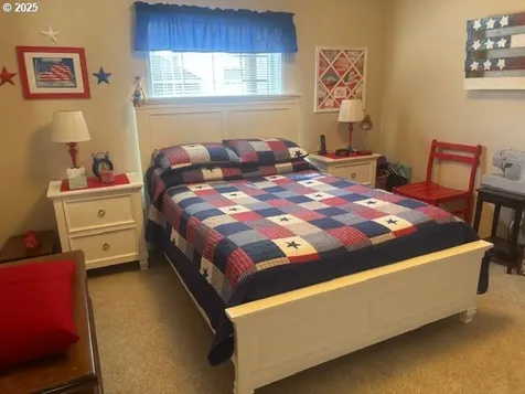 2561 Northampton Eugene OR 97404
