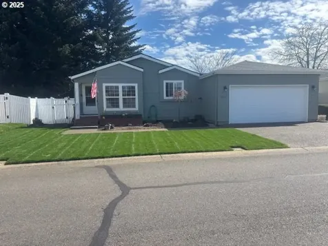 2561 Northampton Eugene OR 97404