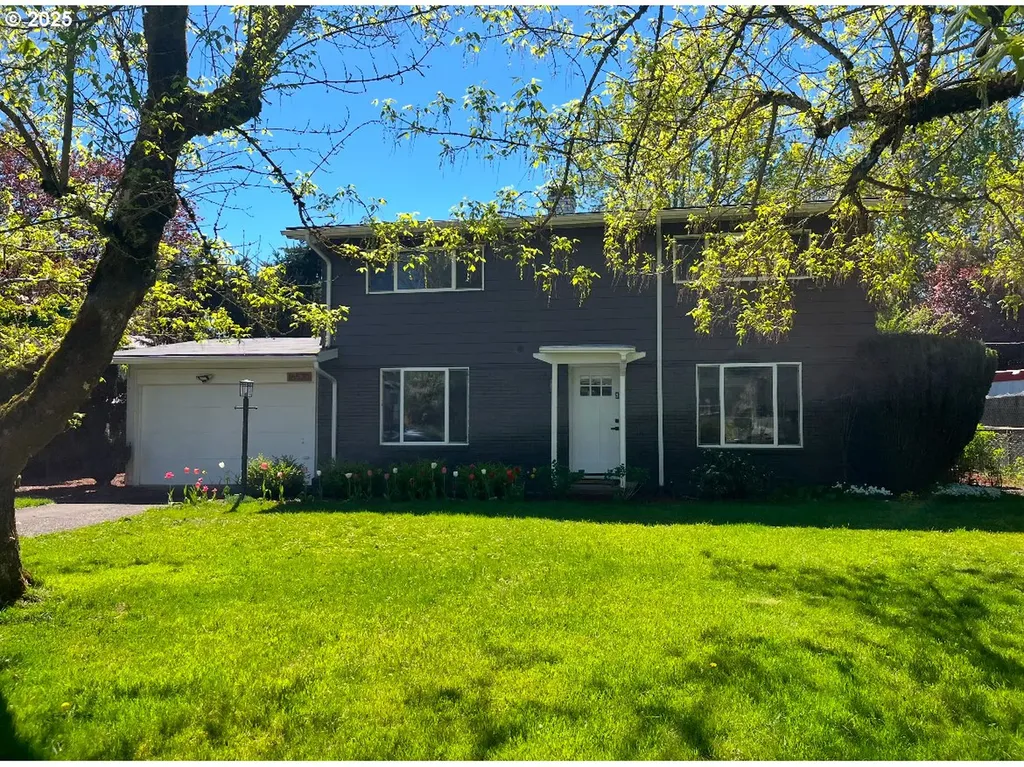 16520 SE Tibbetts Street Portland OR 97236