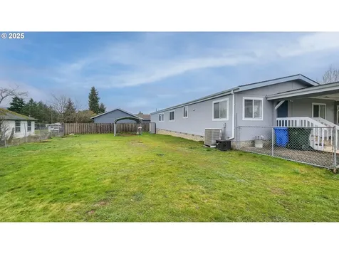 161 S Comstock Avenue Sutherlin OR 97479