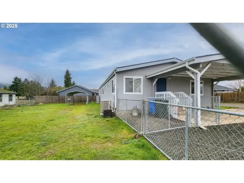 161 S Comstock Avenue Sutherlin OR 97479