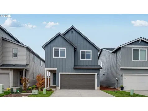 2403 Sawtelle Drive Woodburn OR 97071