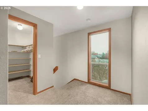 8340 SW Colony Creek Court Portland OR 97224
