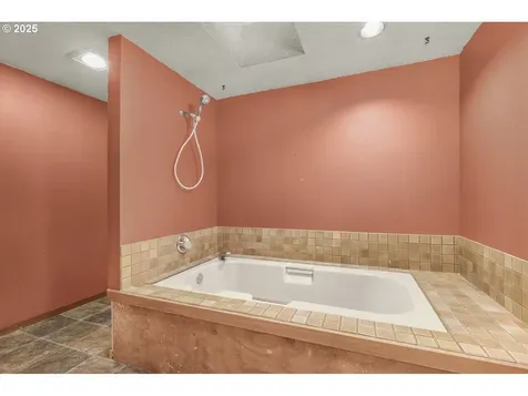 8340 SW Colony Creek Court Portland OR 97224