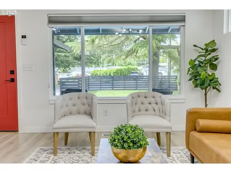 3711 N Alaska Place Portland OR 97217