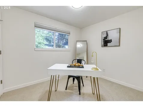 3711 N Alaska Place Portland OR 97217