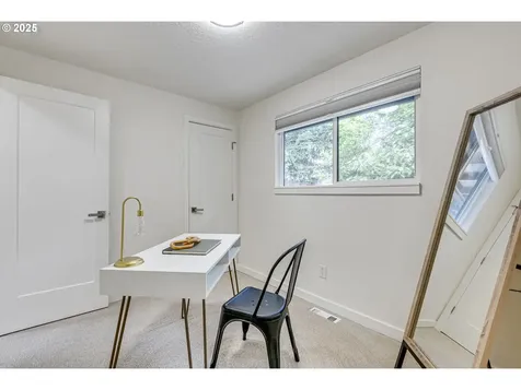 3711 N Alaska Place Portland OR 97217