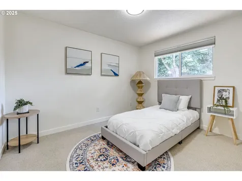 3711 N Alaska Place Portland OR 97217