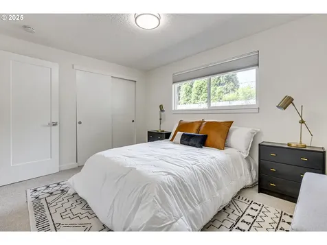 3711 N Alaska Place Portland OR 97217