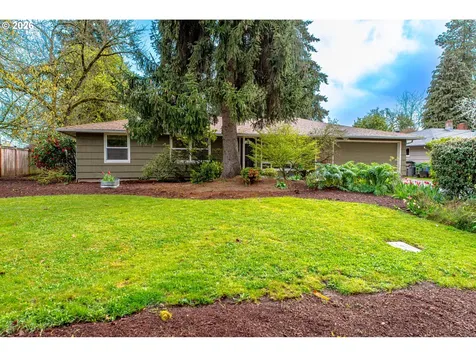 996 Sherwood Place Eugene OR 97401