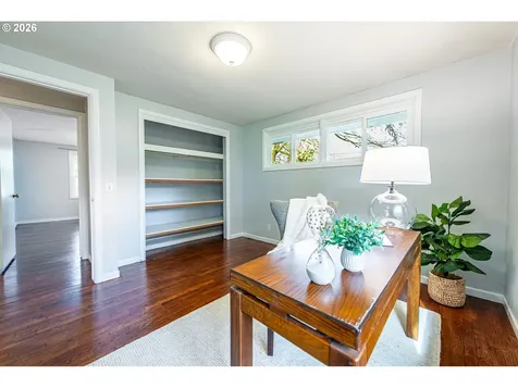 996 Sherwood Place Eugene OR 97401