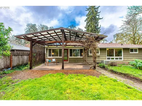996 Sherwood Place Eugene OR 97401