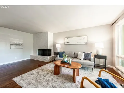 996 Sherwood Place Eugene OR 97401