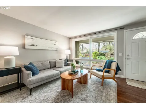 996 Sherwood Place Eugene OR 97401