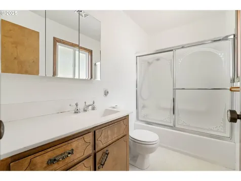 16850 S Beckman Road Oregon City OR 97045
