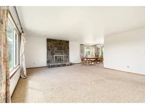 16850 S Beckman Road Oregon City OR 97045