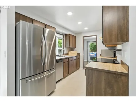 20603 SW Martinazzi Avenue Tualatin OR 97062