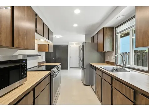 20603 SW Martinazzi Avenue Tualatin OR 97062