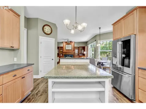 5690 Childs Road Lake Oswego OR 97035