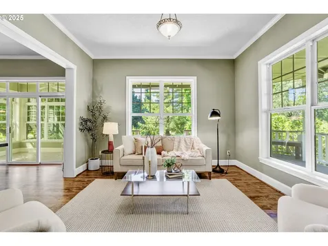 5690 Childs Road Lake Oswego OR 97035