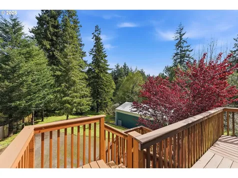 874 N Henry Street Coquille OR 97423