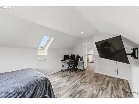 874 N Henry Street Coquille OR 97423